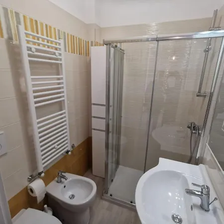 Delfino Fronte Mare Apartament