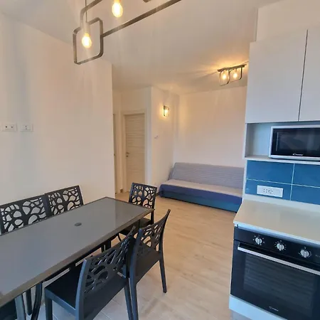 Delfino Fronte Mare By Salentoville Apartamento